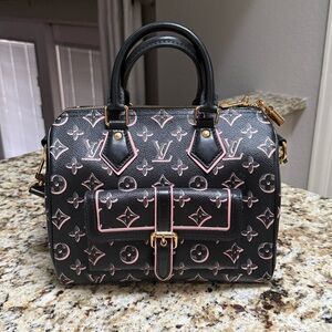 Louis Vuitton Speedy 25 Fall for You Limited Edition Black and Pink Purse